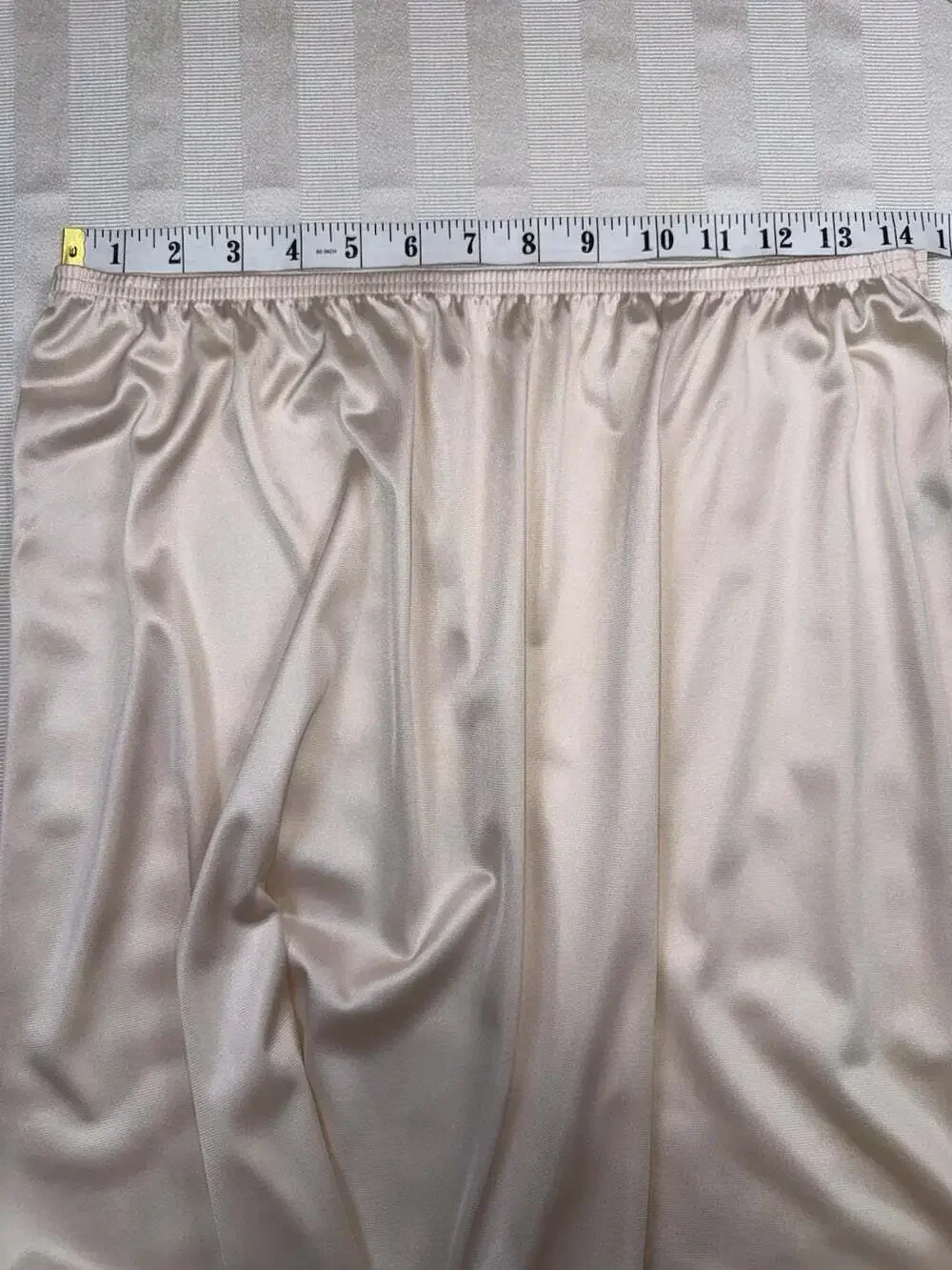 Vassarette Vintage Satin Half Slip Sz XL Blush With Ivory Lace Trim Coquette